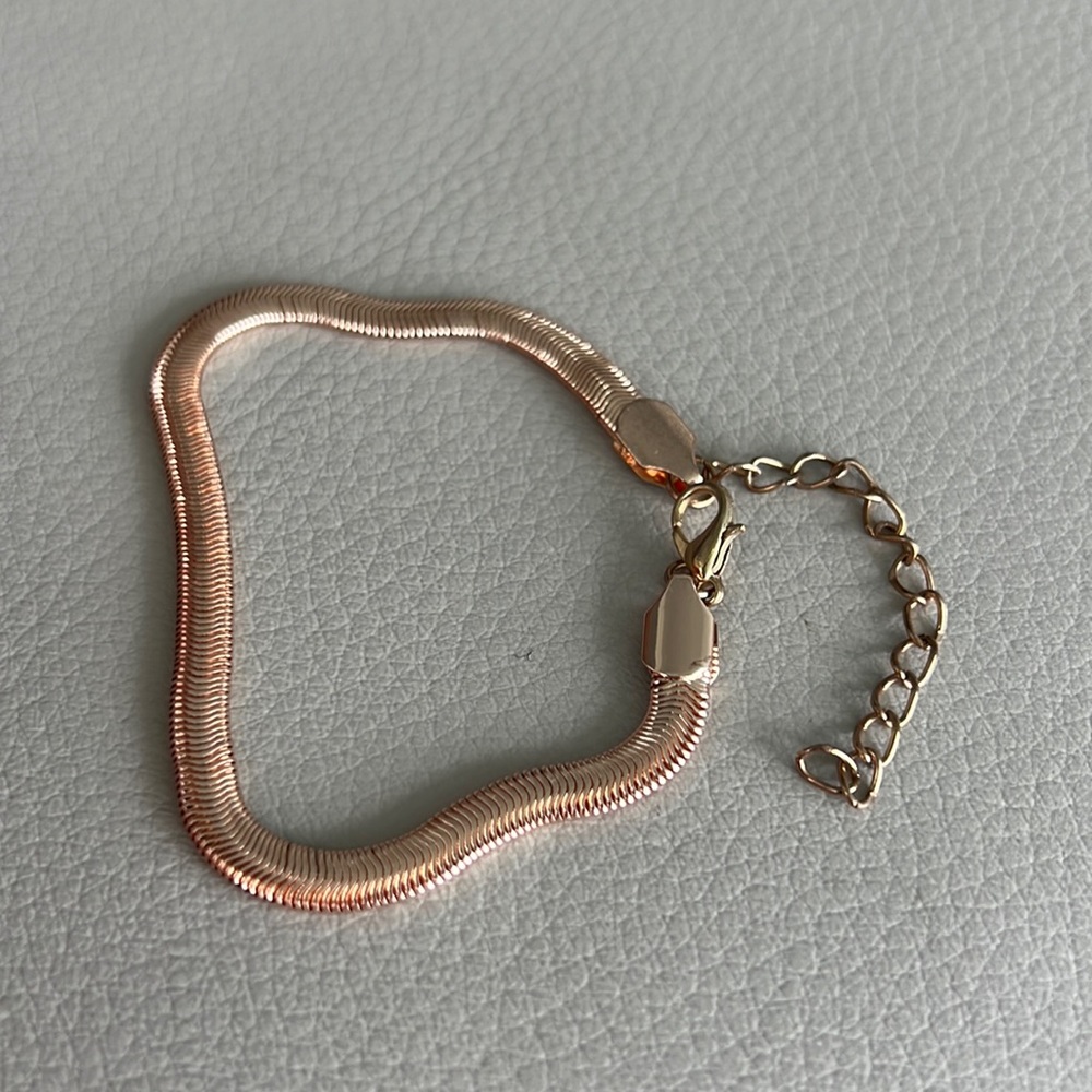 Gold bracelet